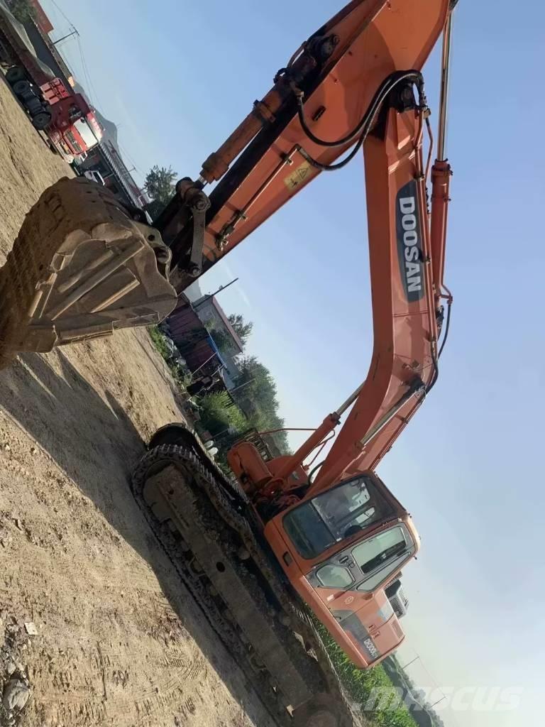Doosan DH300 Escavadoras de rastos