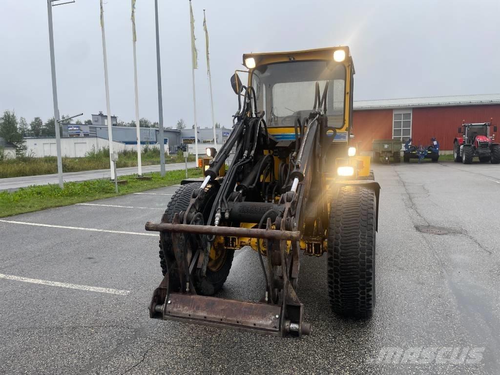 Volvo BM 4200 Pás carregadoras de rodas