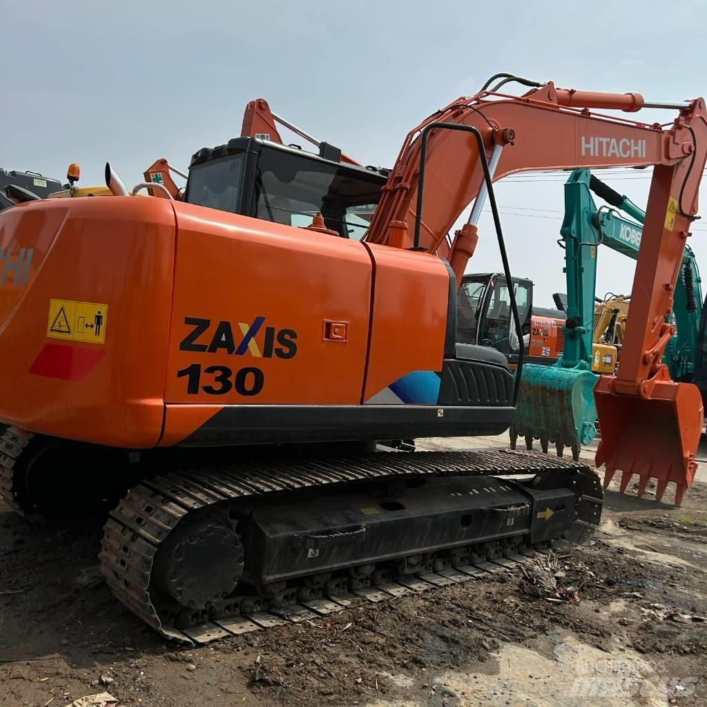 Hitachi 130 Escavadoras de rastos