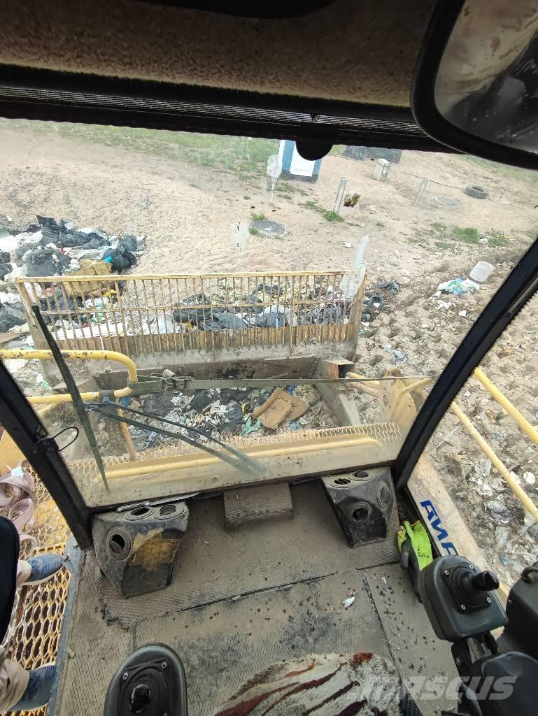 Tana G290 Compactadoras de lixo