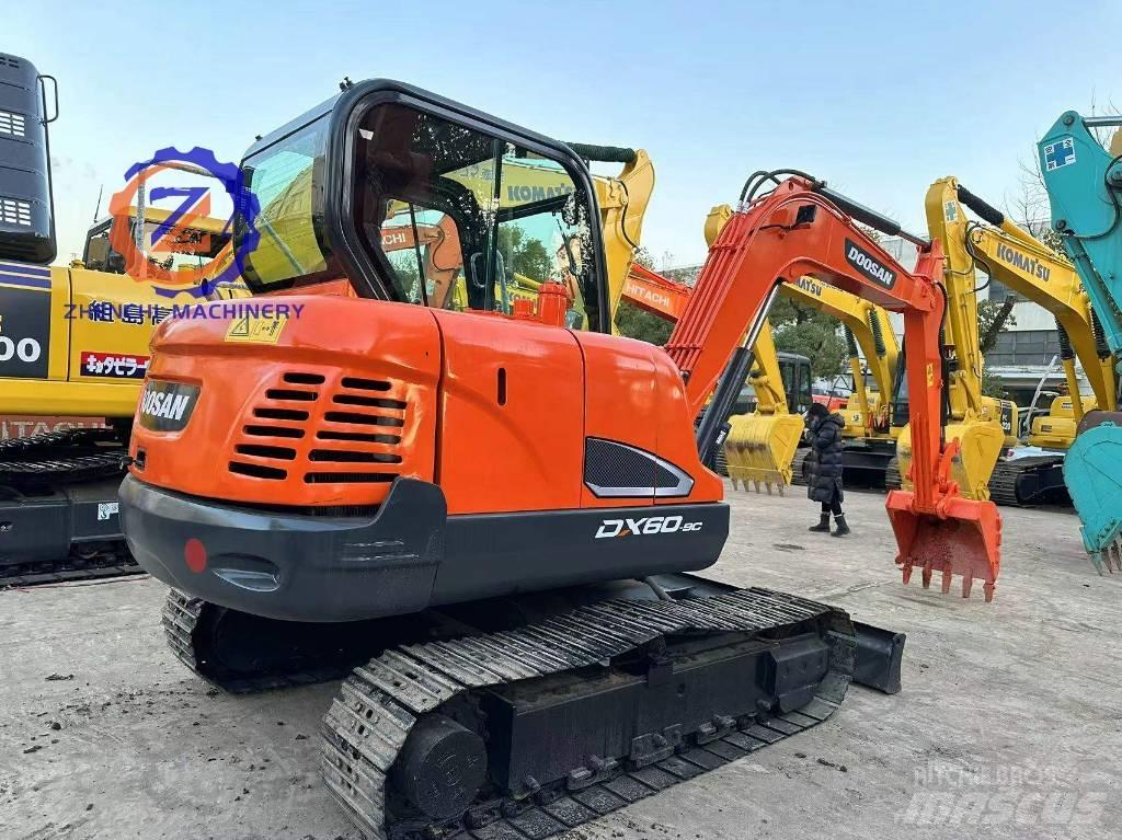 Doosan DX 60 Mini Escavadoras <7t
