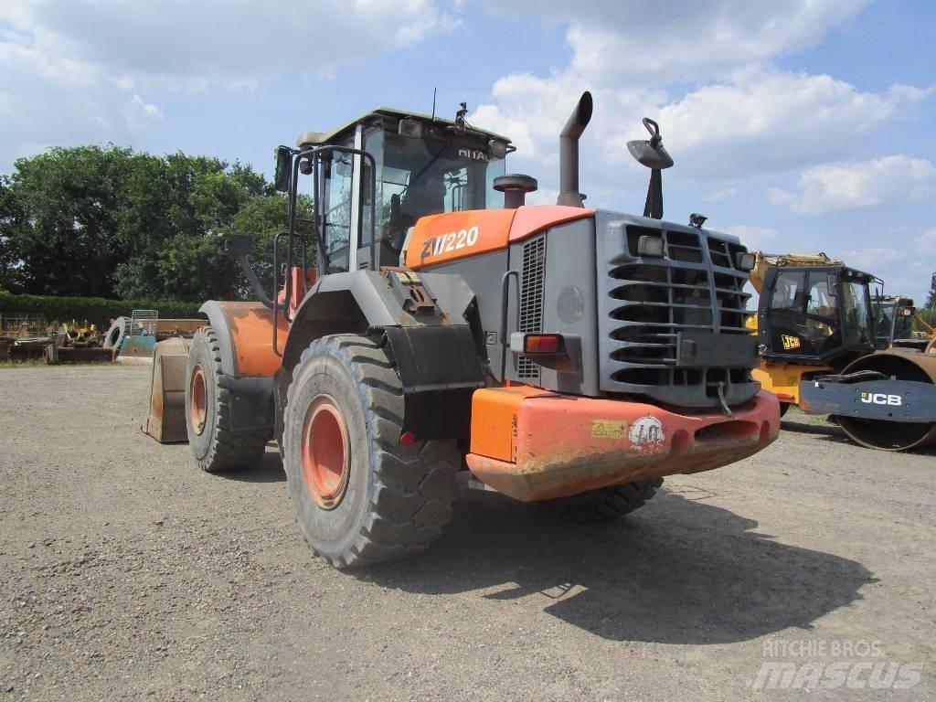Hitachi ZW 220  Waage Pás carregadoras de rodas