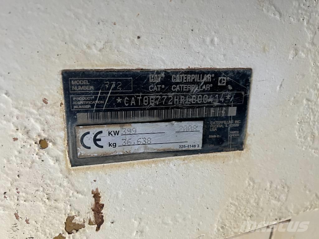 CAT 772 Camiőes dumper basculantes rígidos