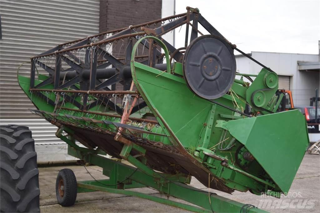 John Deere 1065 Ceifeiras debulhadoras