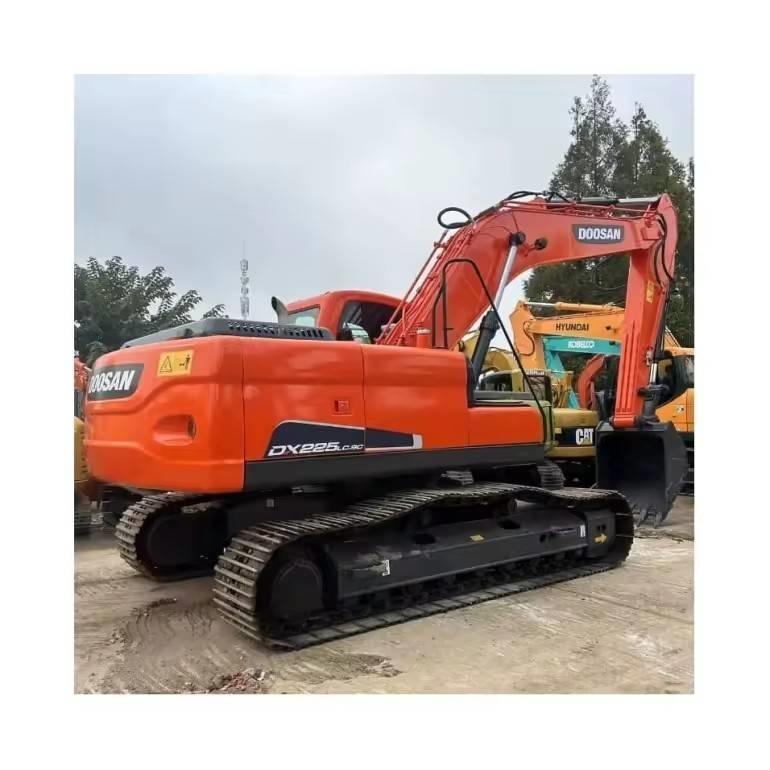 Doosan DX 225 LC-9C Escavadoras de rastos