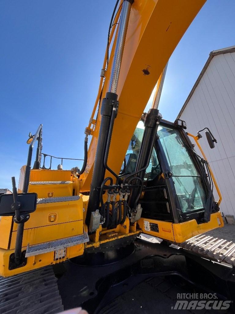 JCB JS 220 LC Escavadoras de rastos
