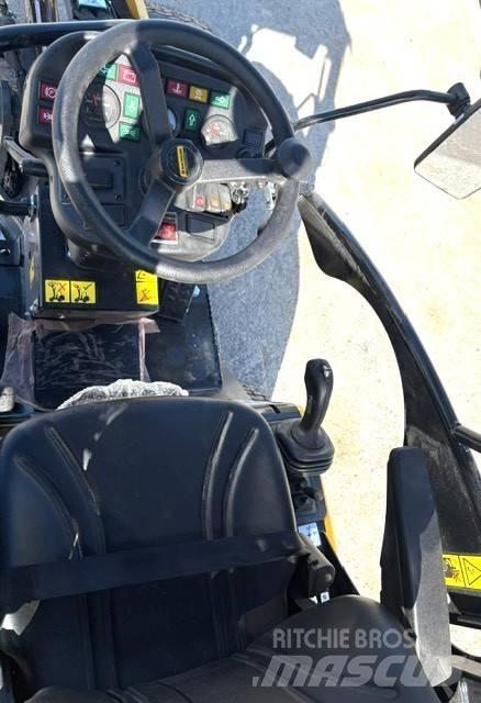 New Holland ML15 Carregadoras de direcção deslizante
