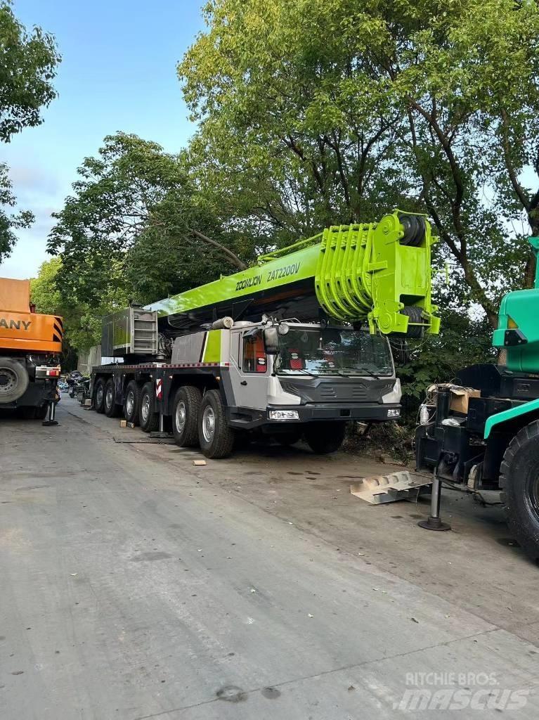 Zoomlion ZAT 2200 V Gruas Todo terreno