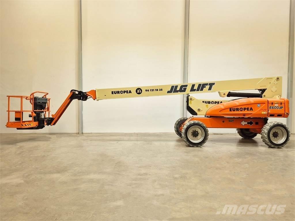 JLG E600JP Elevadores braços articulados