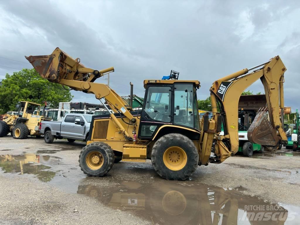 CAT 446 D Retroescavadoras