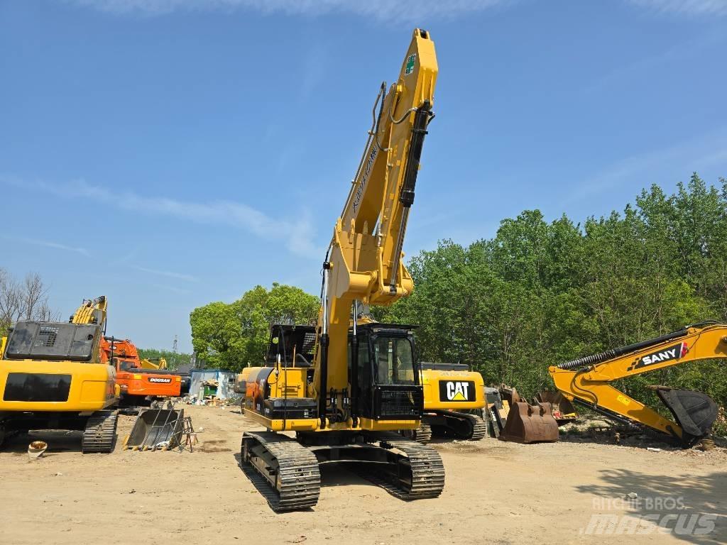 CAT 320 D 2 Escavadoras Midi 7t - 12t