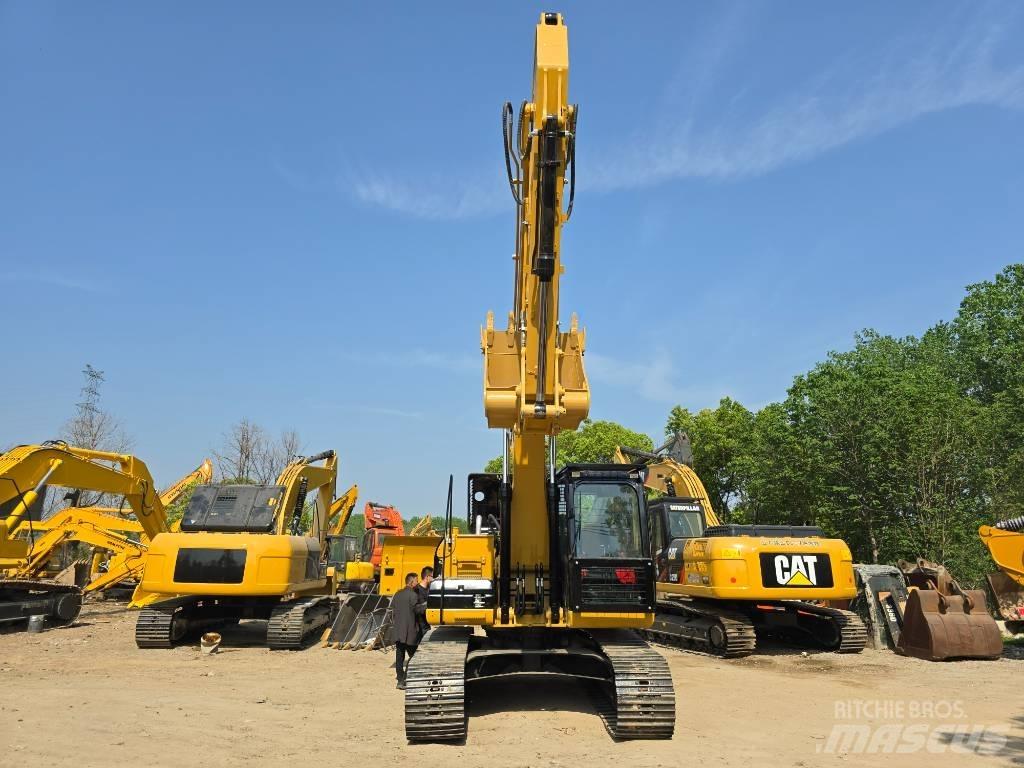 CAT 320 D 2 Escavadoras Midi 7t - 12t