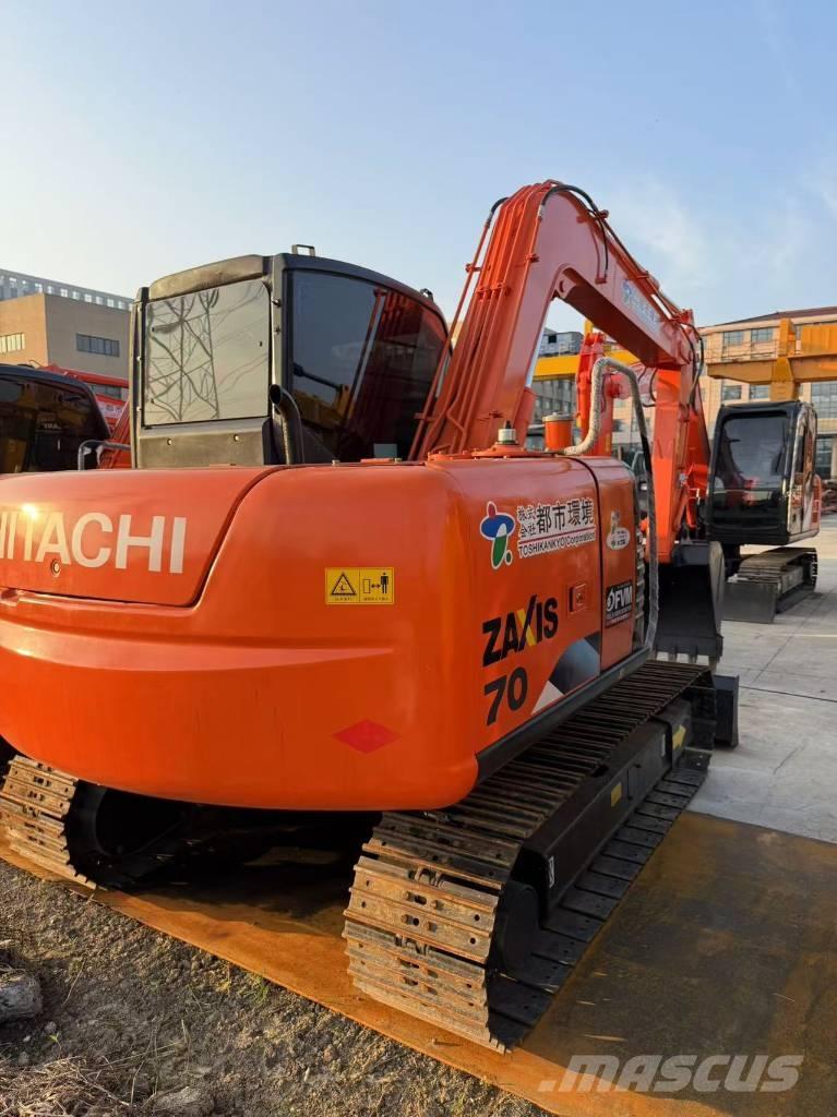 Hitachi 70 Escavadoras de rastos