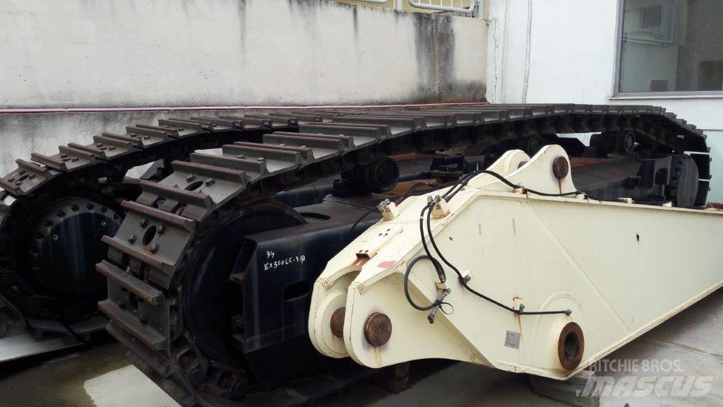 Hitachi ZX 450-3 Chassis e suspensões