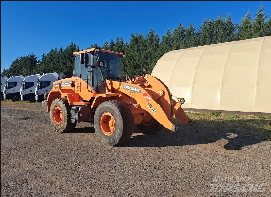 Doosan DL 250-5 Carregadoras frontais e escavadoras