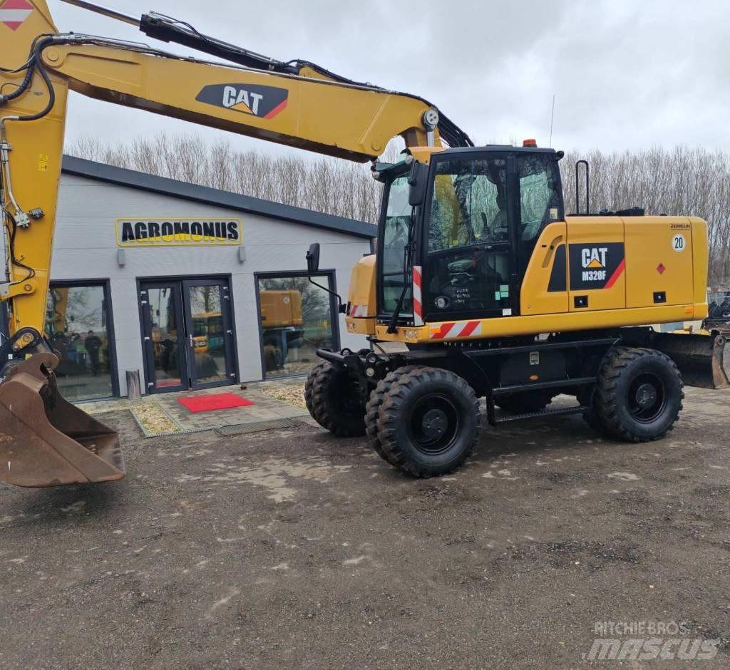 CAT M320 F Escavadoras de rodas