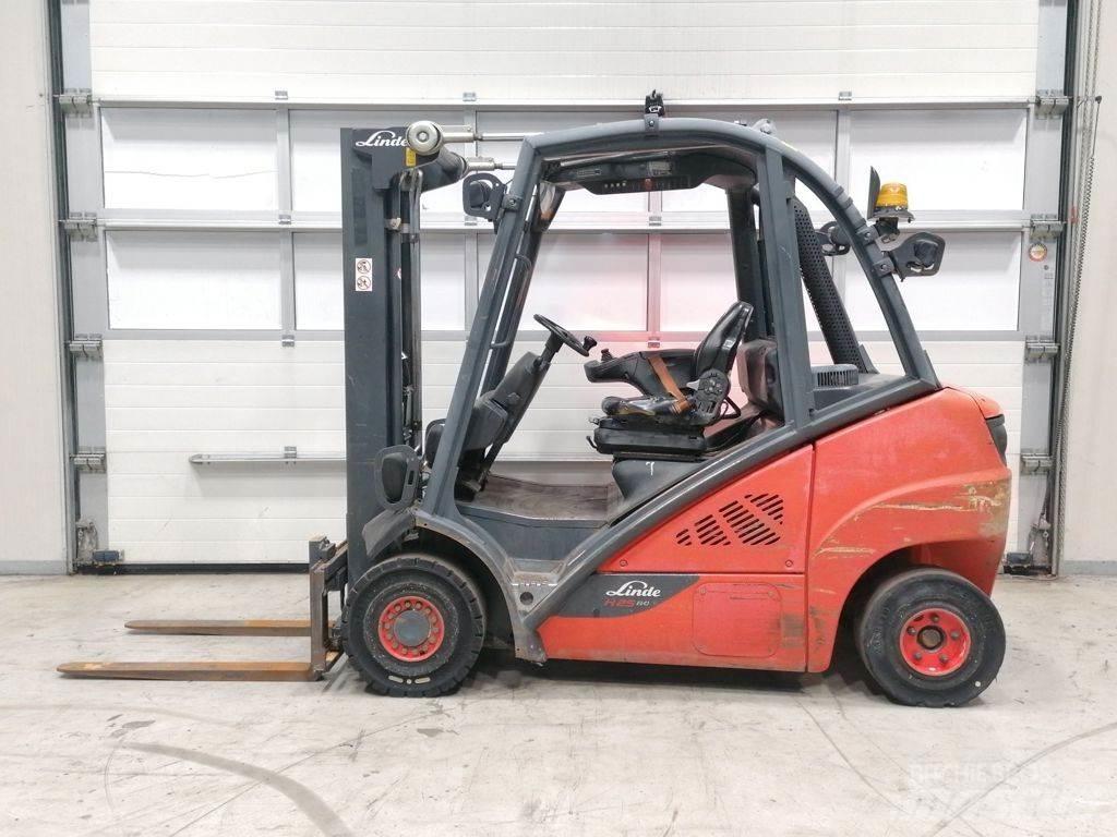 Linde H25D-02 Empilhadores Diesel