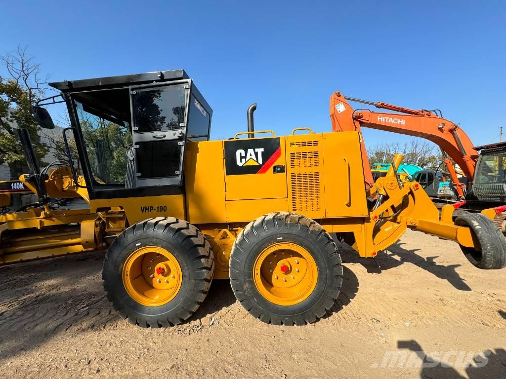 CAT 140K Motoniveladoras