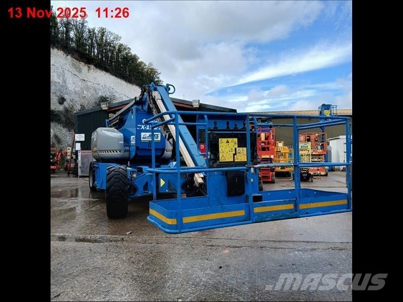 Genie ZX 135/70 Elevadores braços articulados