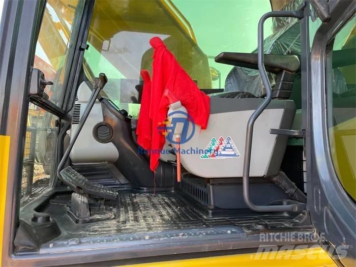 Komatsu PC 220-8 Escavadoras de rastos