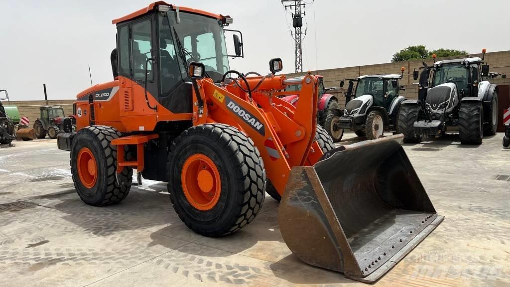 Doosan DL 200-5 Mini carregadoras
