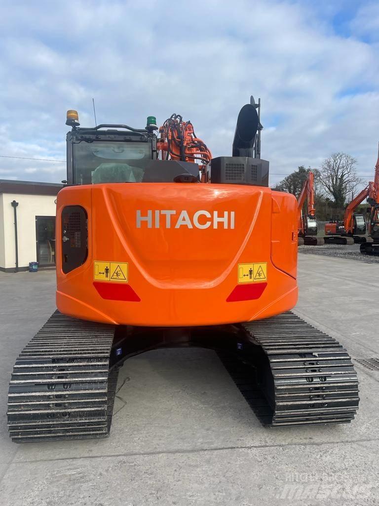 Hitachi ZX 135 US-6 Escavadoras de rastos