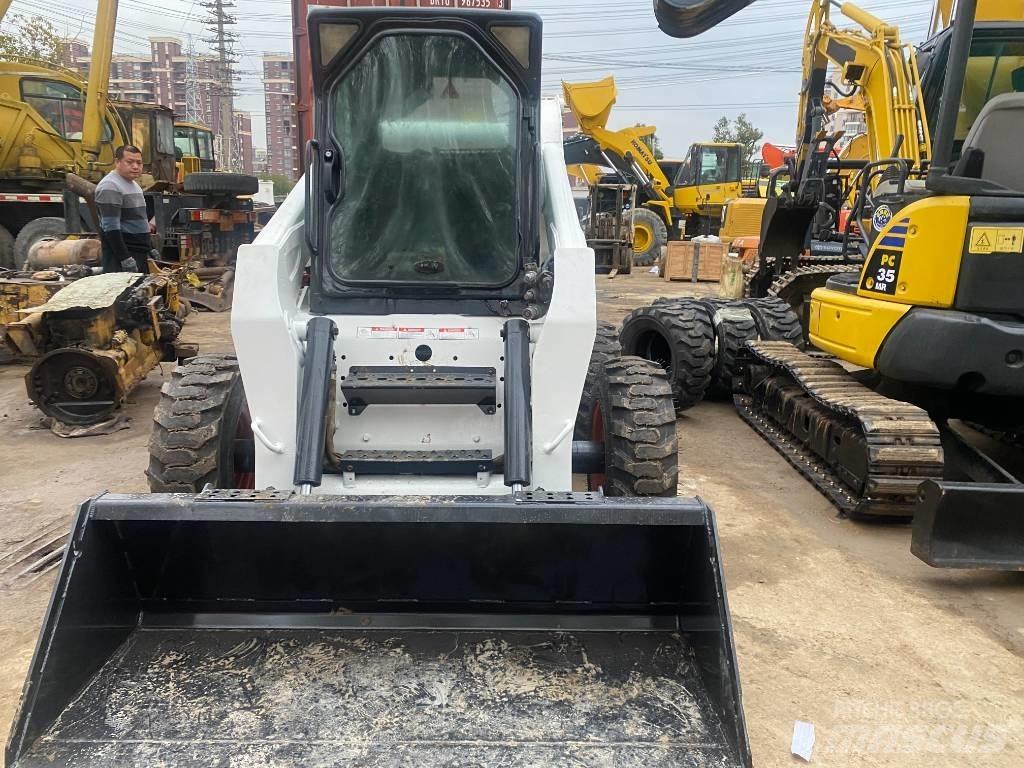 Bobcat S 300 Carregadoras de direcção deslizante