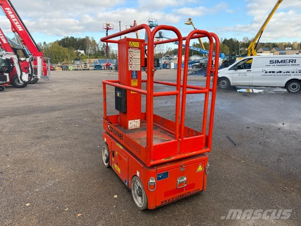 Snorkel M 1230 E Elevadores de tesoura