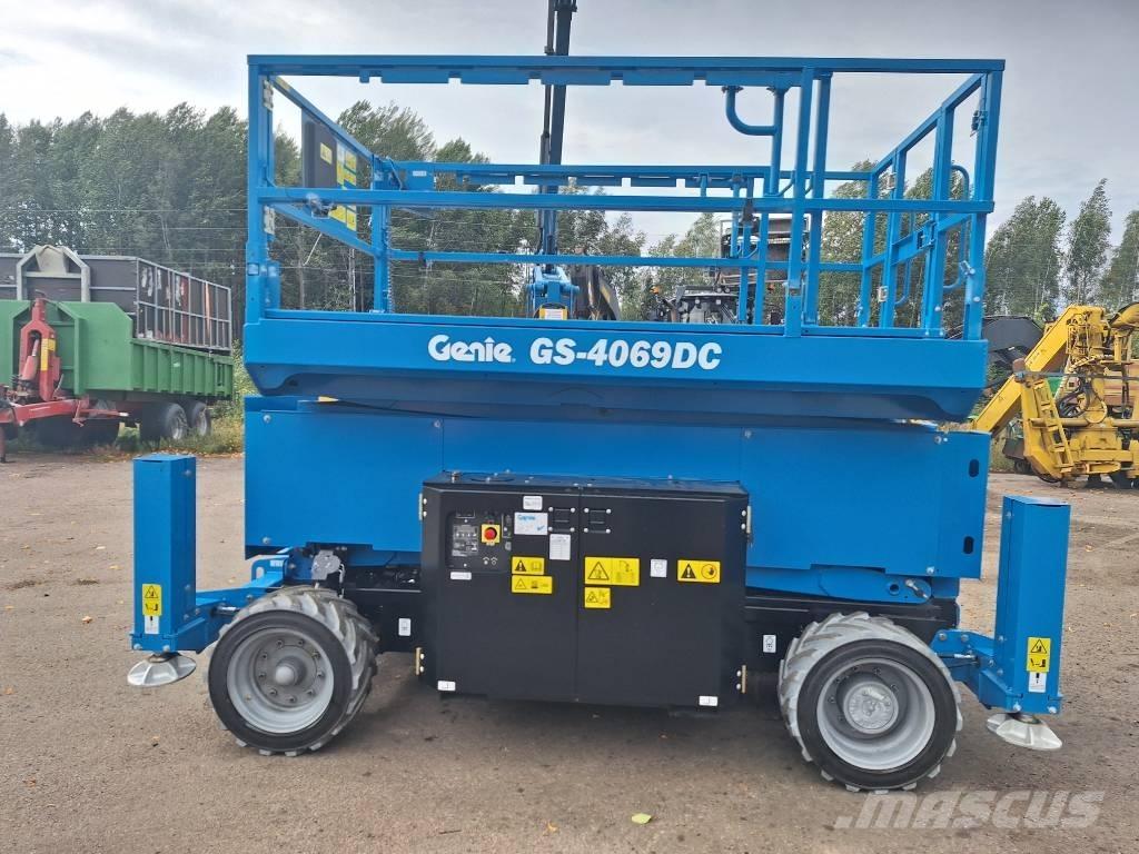 Genie GS-4069 DC Elevadores de tesoura