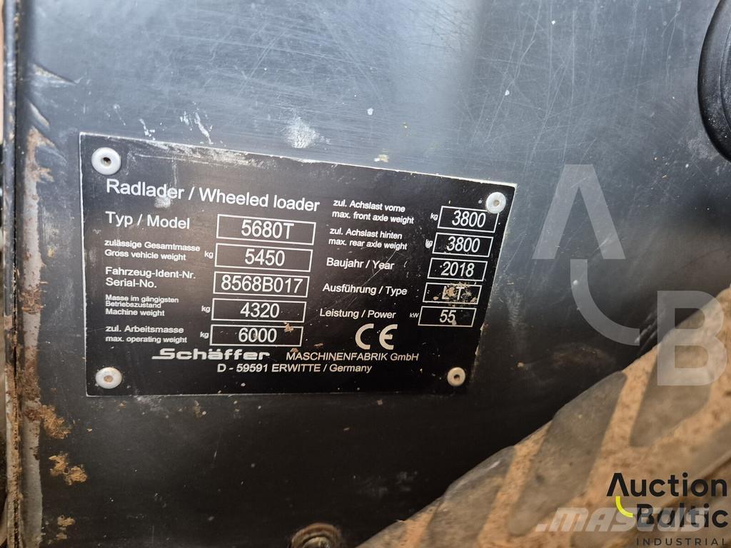 Schäffer 5680T Pás carregadoras de rodas