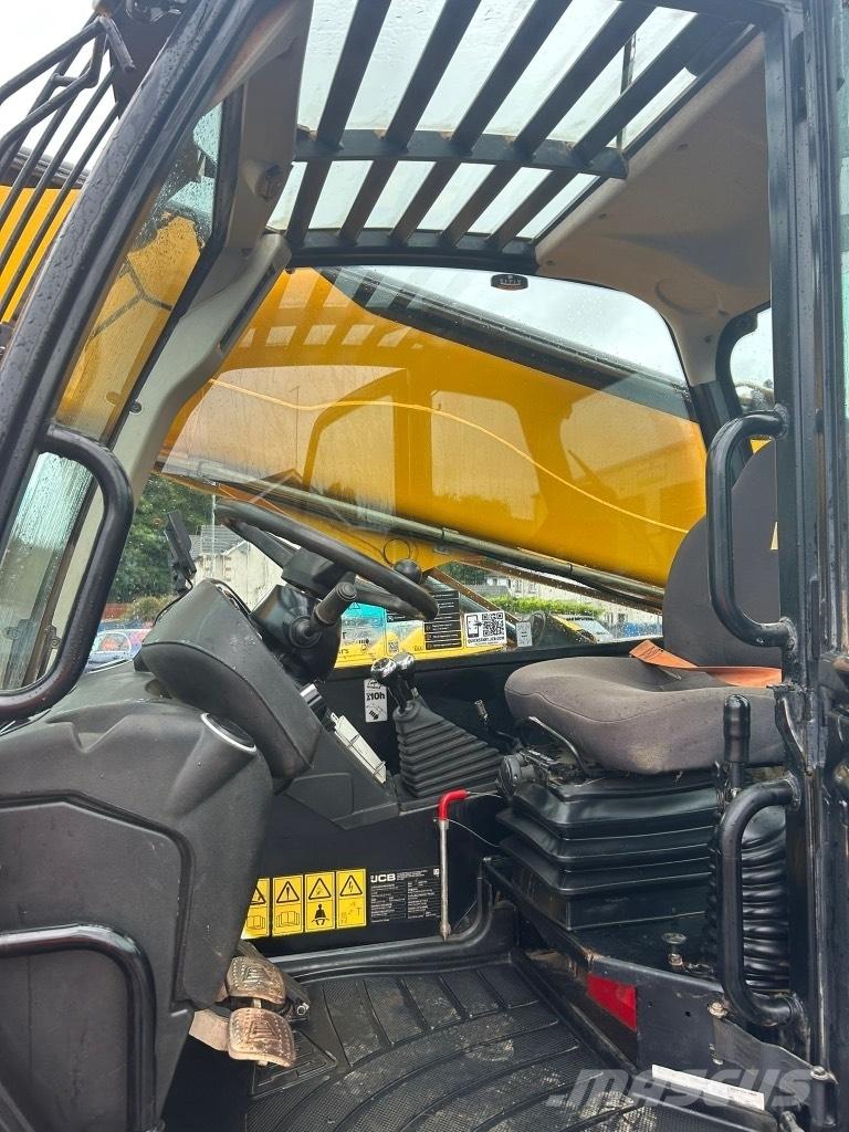 JCB 540-140 Sway / AC Manipuladores telescópicos