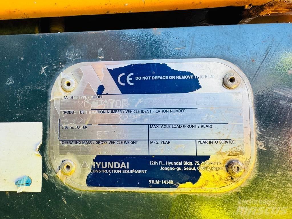 Hyundai HX130A LCR Escavadoras de rastos