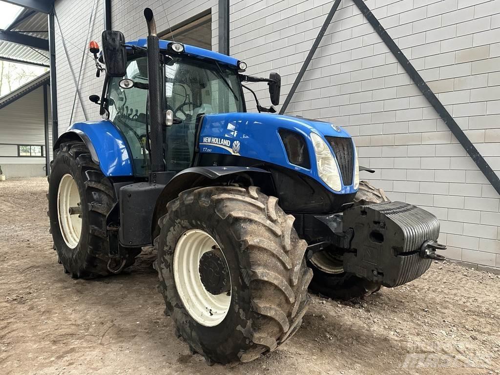 New Holland T7.250 Tratores Agrícolas usados