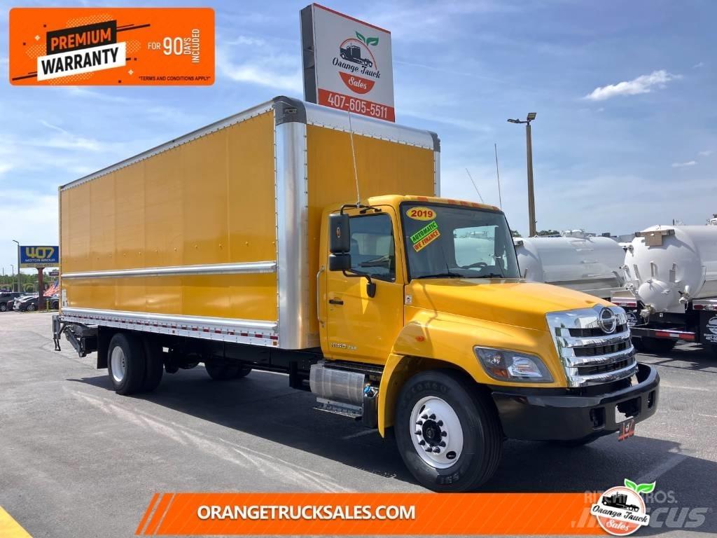 Hino 268 Camiões de caixa fechada