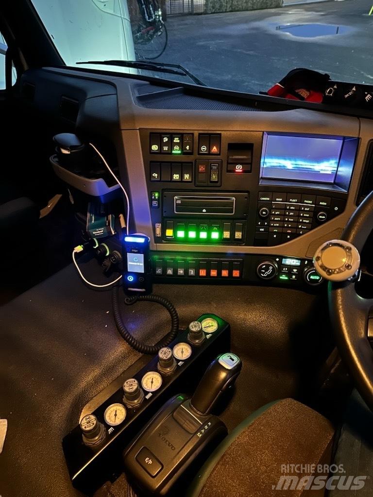 Volvo FM 500 Camiões varredores