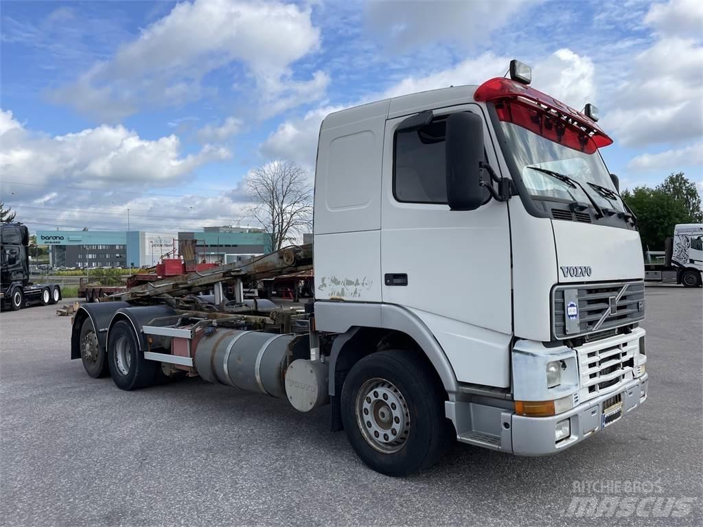 Volvo FH12 6x2 Camiões caixa desmontável com elevador de cabo