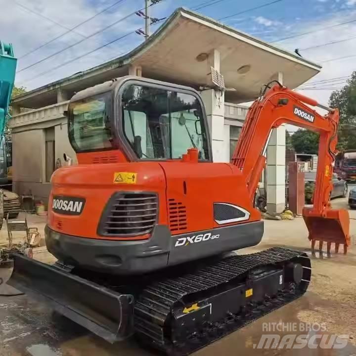 Doosan DX60-9C Mini Escavadoras <7t