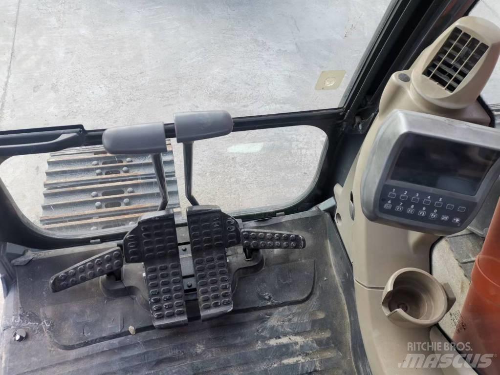 Hitachi ZX 240 Escavadoras de rastos