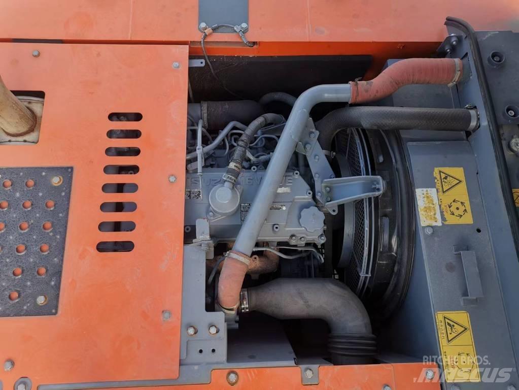 Hitachi ZX 240 Escavadoras de rastos