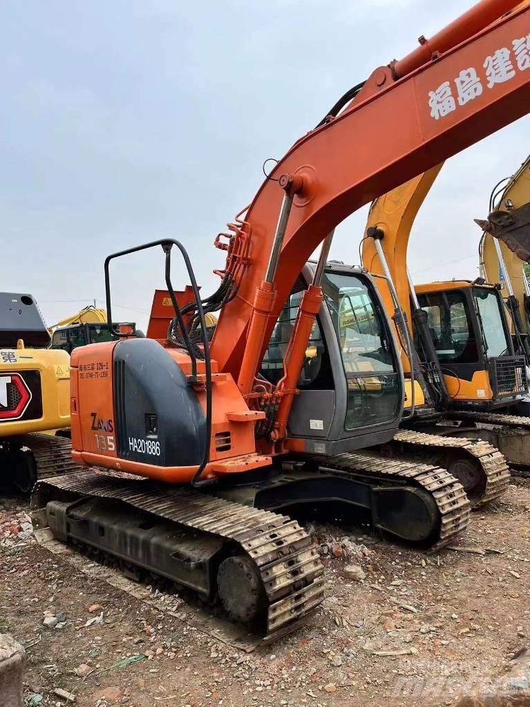 Hitachi ZX 135 US Escavadoras de rastos