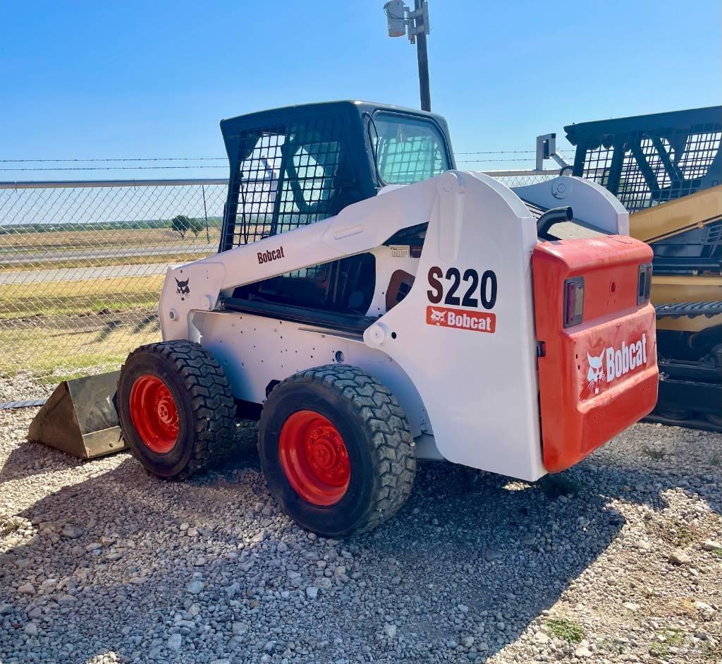 Bobcat S 220 Carregadoras de direcção deslizante