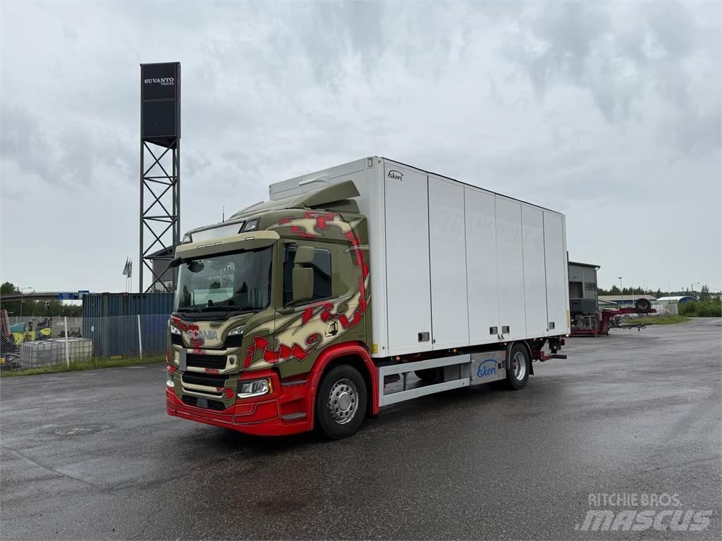 Scania P320 Camiões de caixa fechada