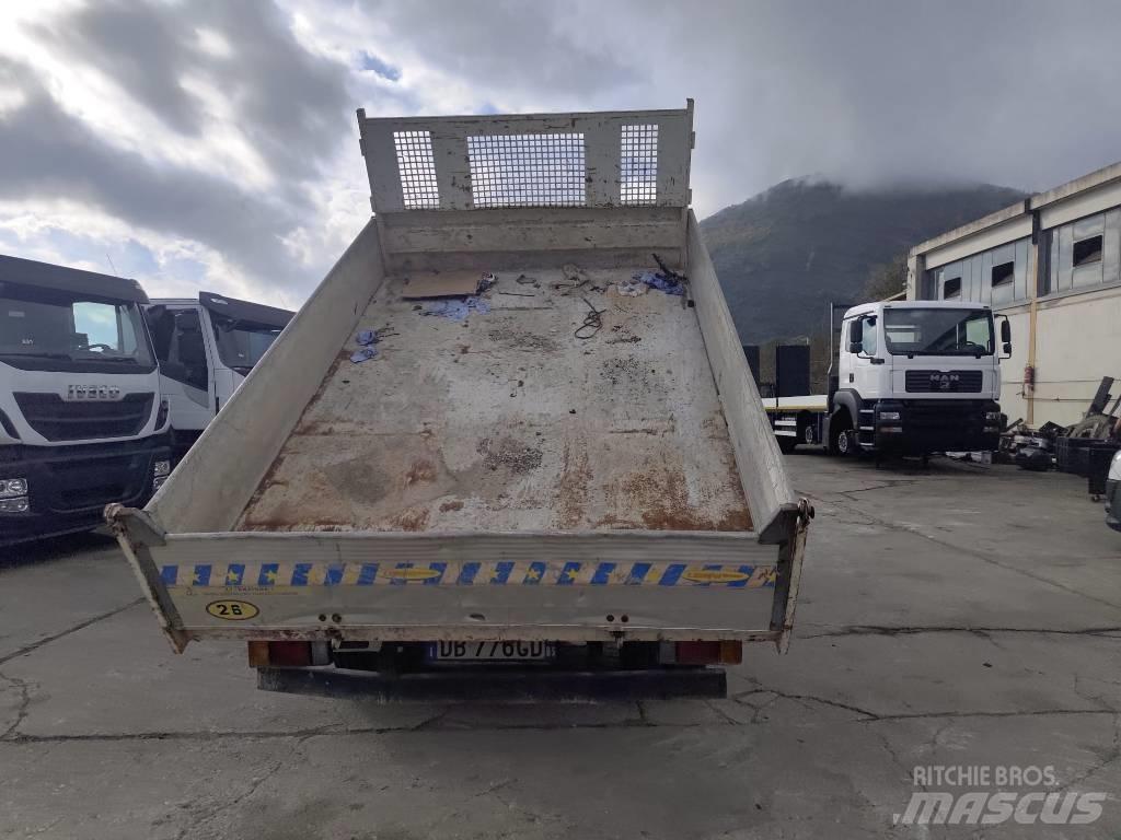 Isuzu NPR77G-5DX Camiões grua