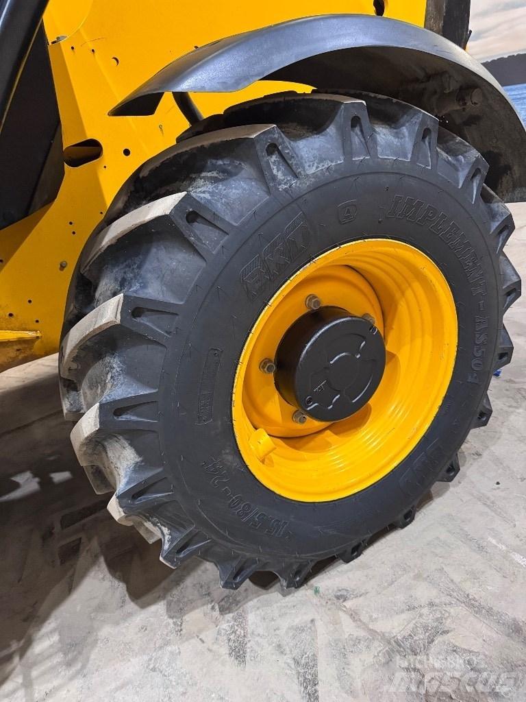 JCB 540-140 Manipuladores telescópicos