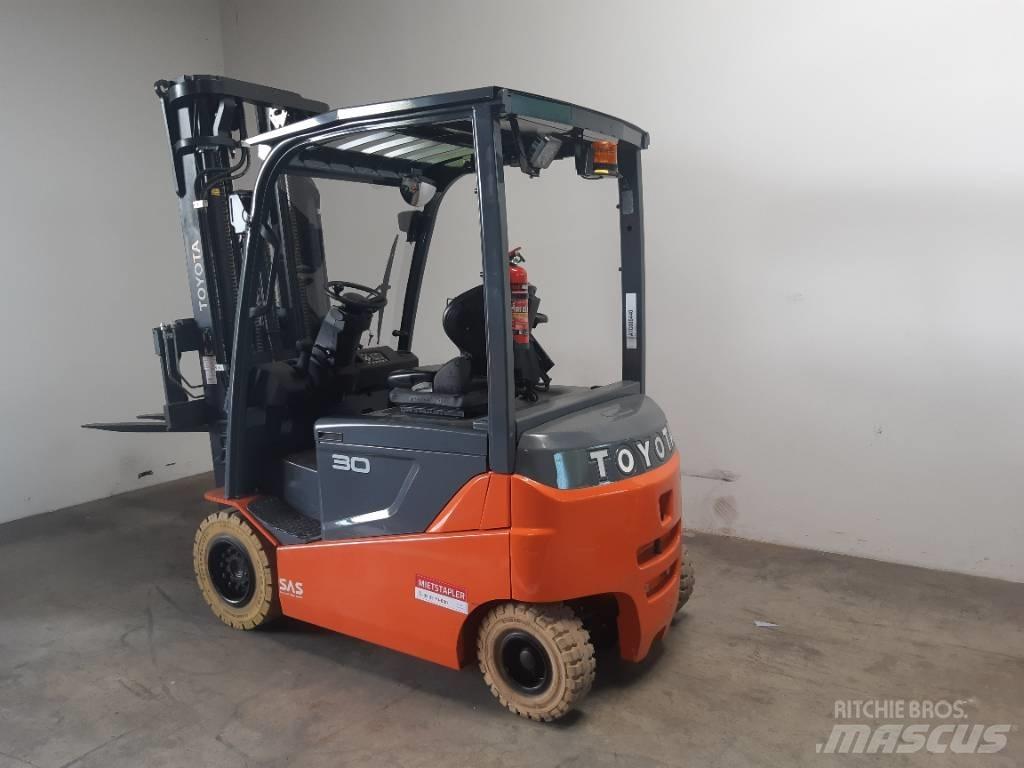 Toyota 8 FB MKT 30 Empilhadores eléctricos