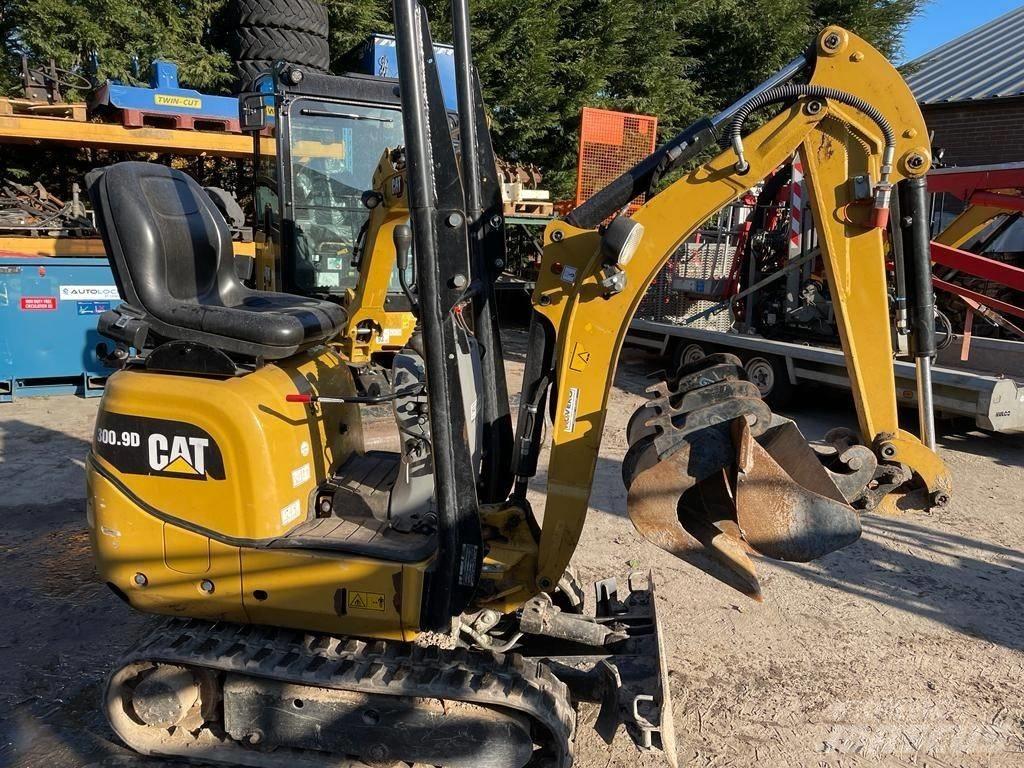 CAT 300.9 D Mini Escavadoras <7t
