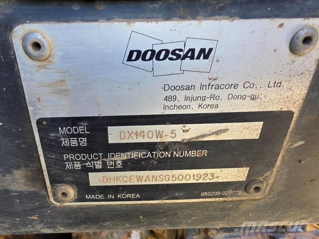 Doosan DX140W-5 Escavadoras de rodas