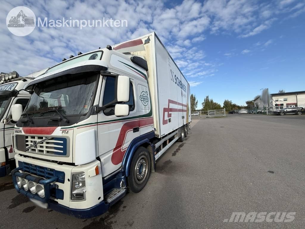 Volvo FM 440 Camiões de caixa fechada