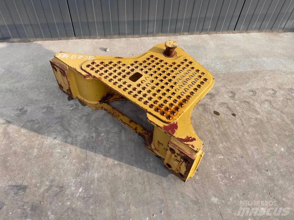 CAT D6K Zugtraverse Outros componentes