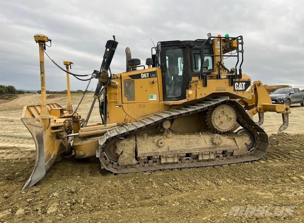 CAT D 6 T LGP Dozers - Tratores rastos